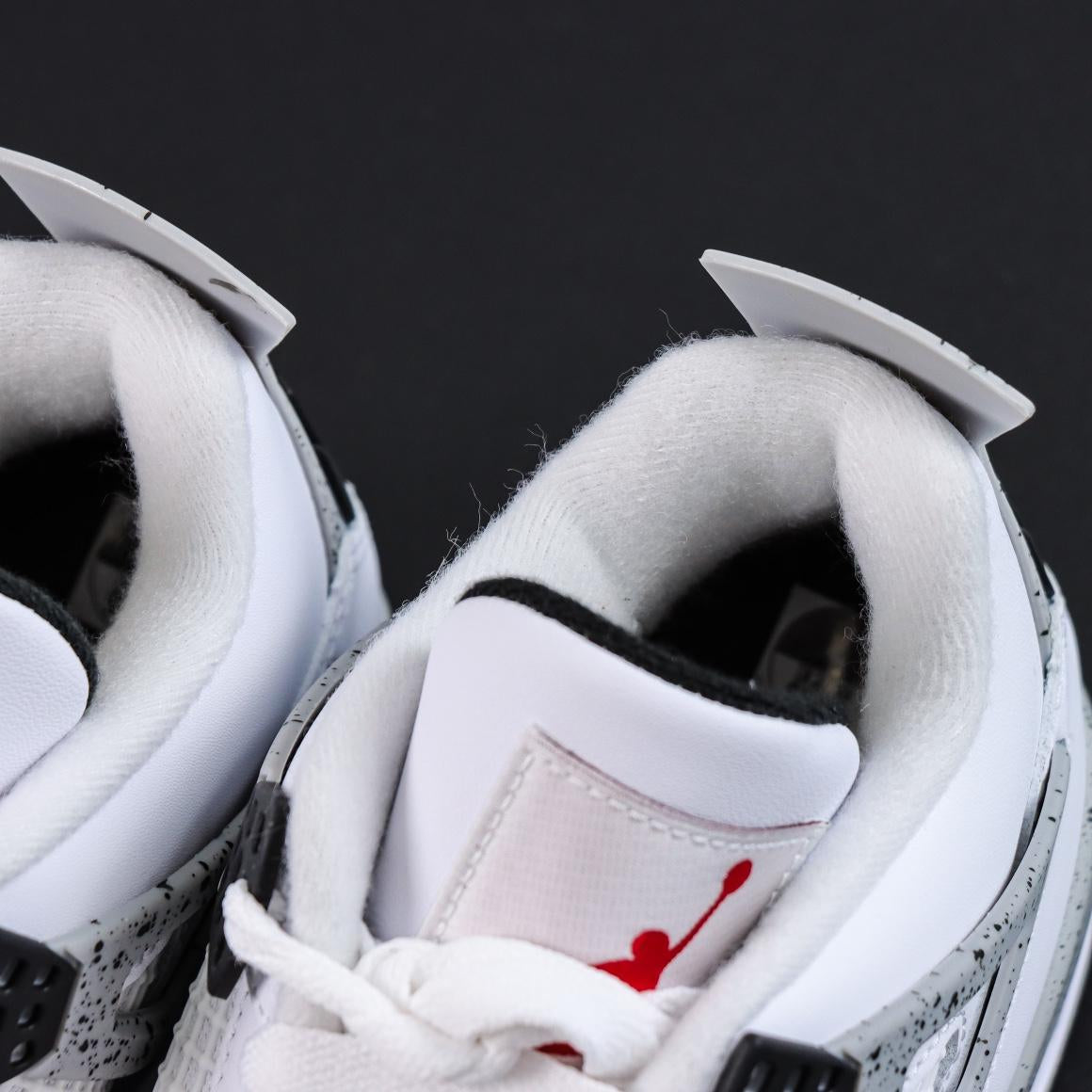 J4 "White Cement"