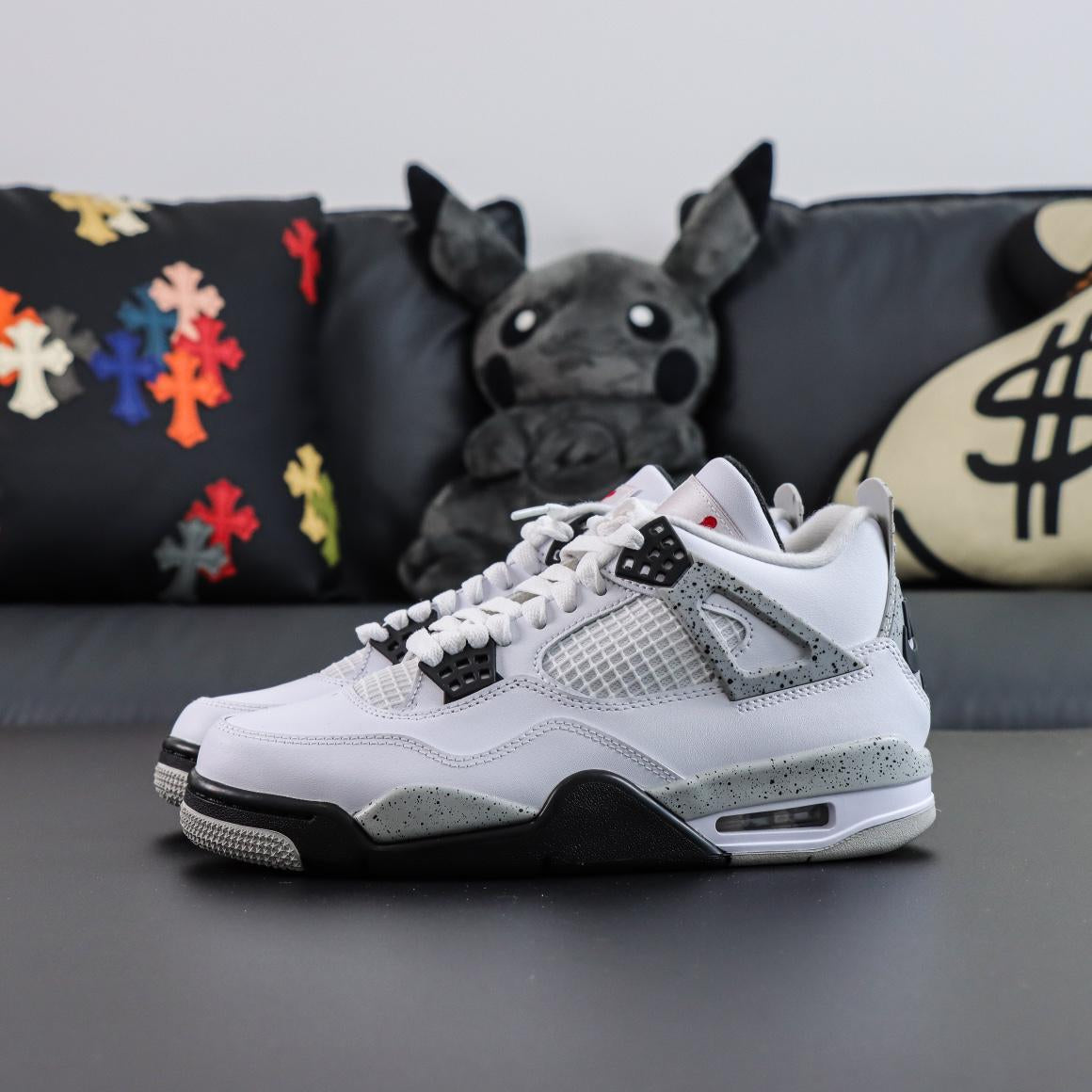 J4 "White Cement"