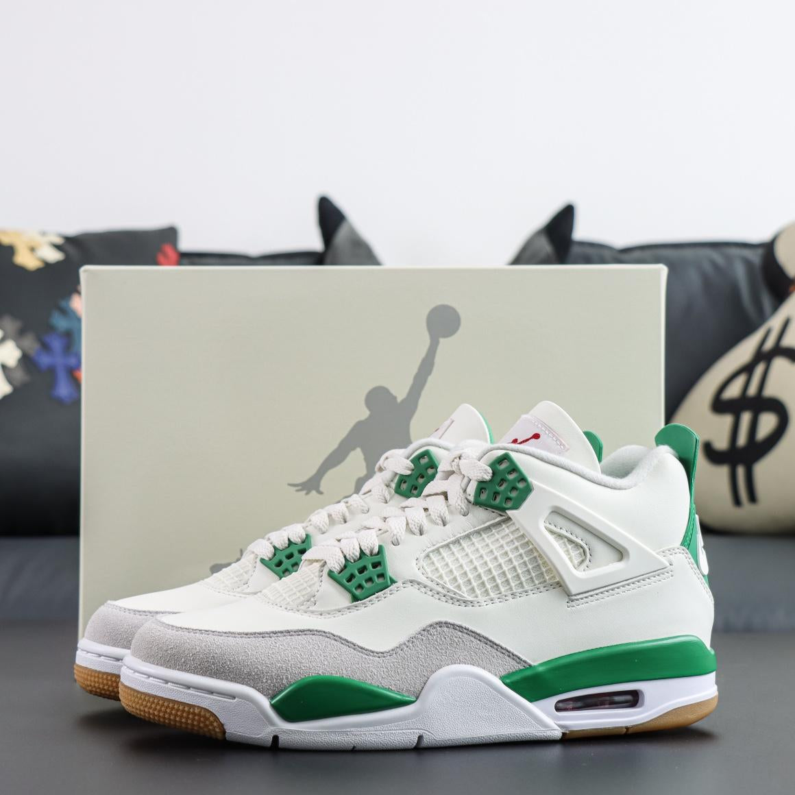 J4 SB "Pine Green"