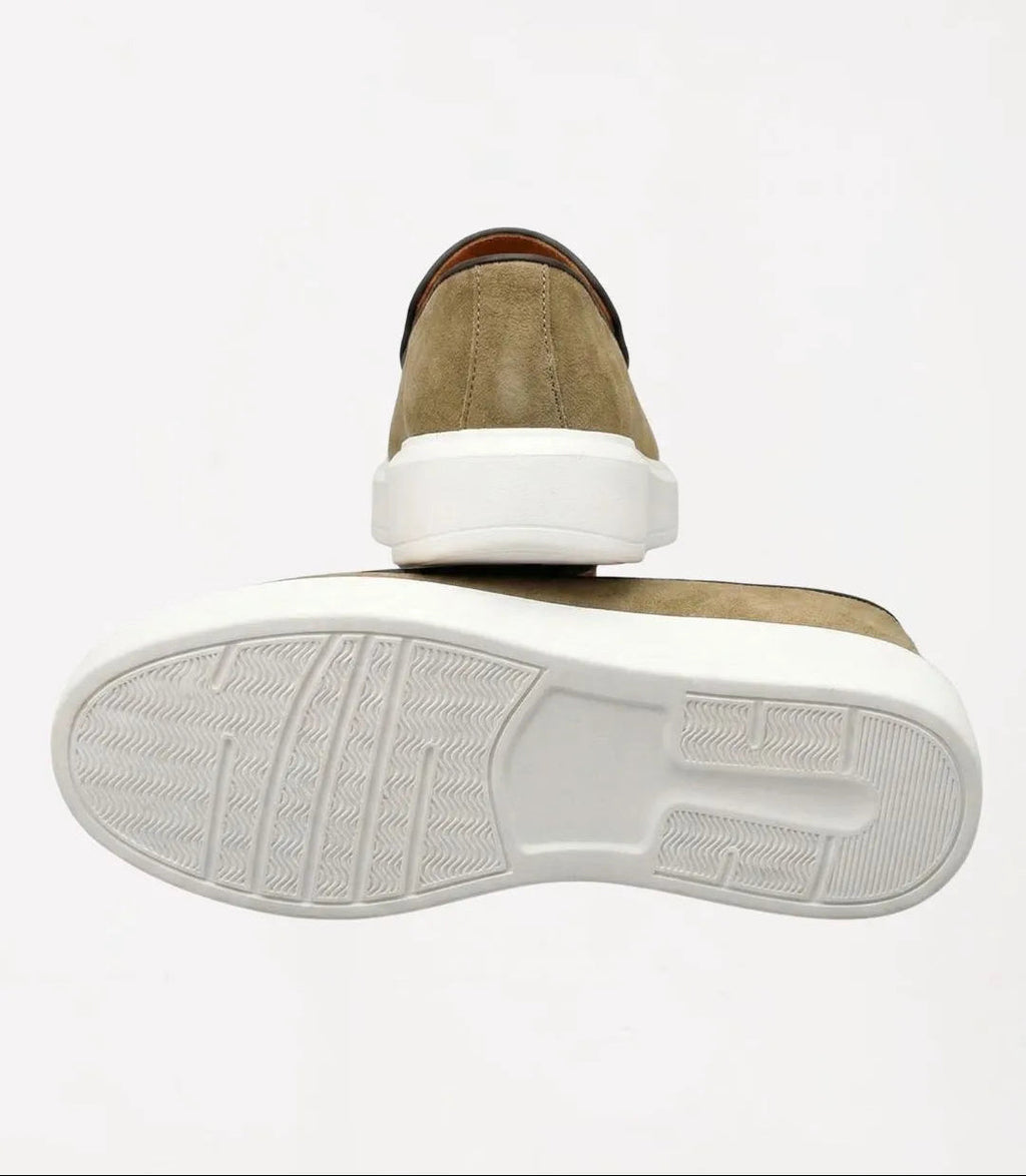 Belgian Loafer Hybrid em Camurça