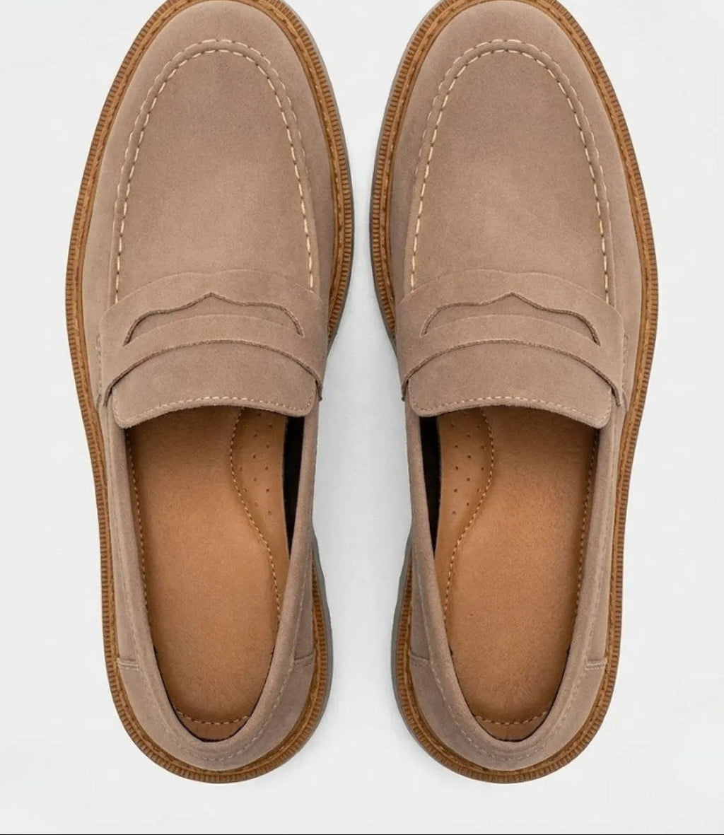 Mocassim Penny Loafer Camurça