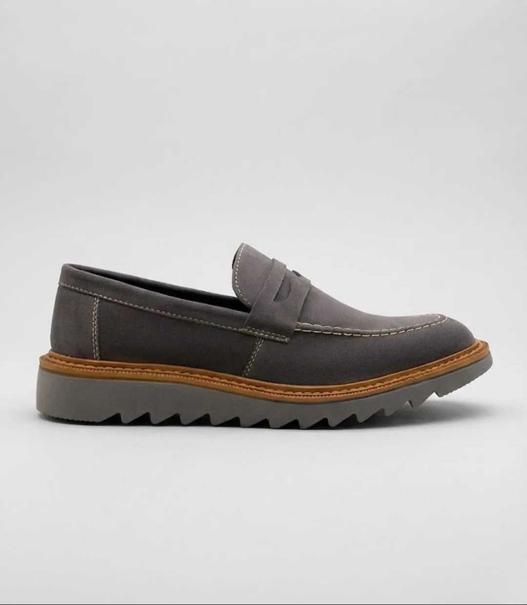 Mocassim Penny Loafer Camurça