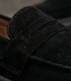 Mocassim Penny Loafer em Camurça