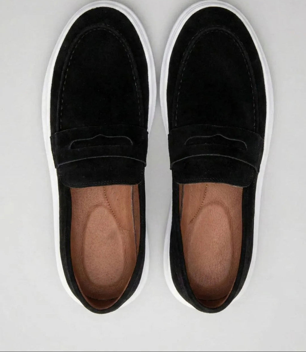 Mocassim Penny Loafer em Camurça