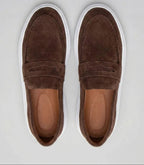 Mocassim Penny Loafer em Camurça