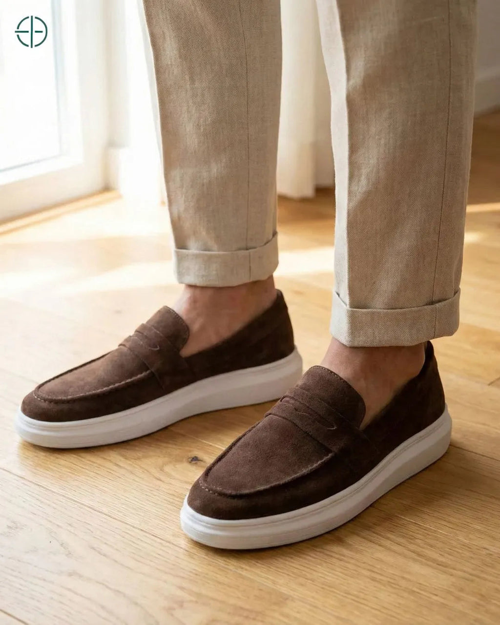 Mocassim Penny Loafer em Camurça