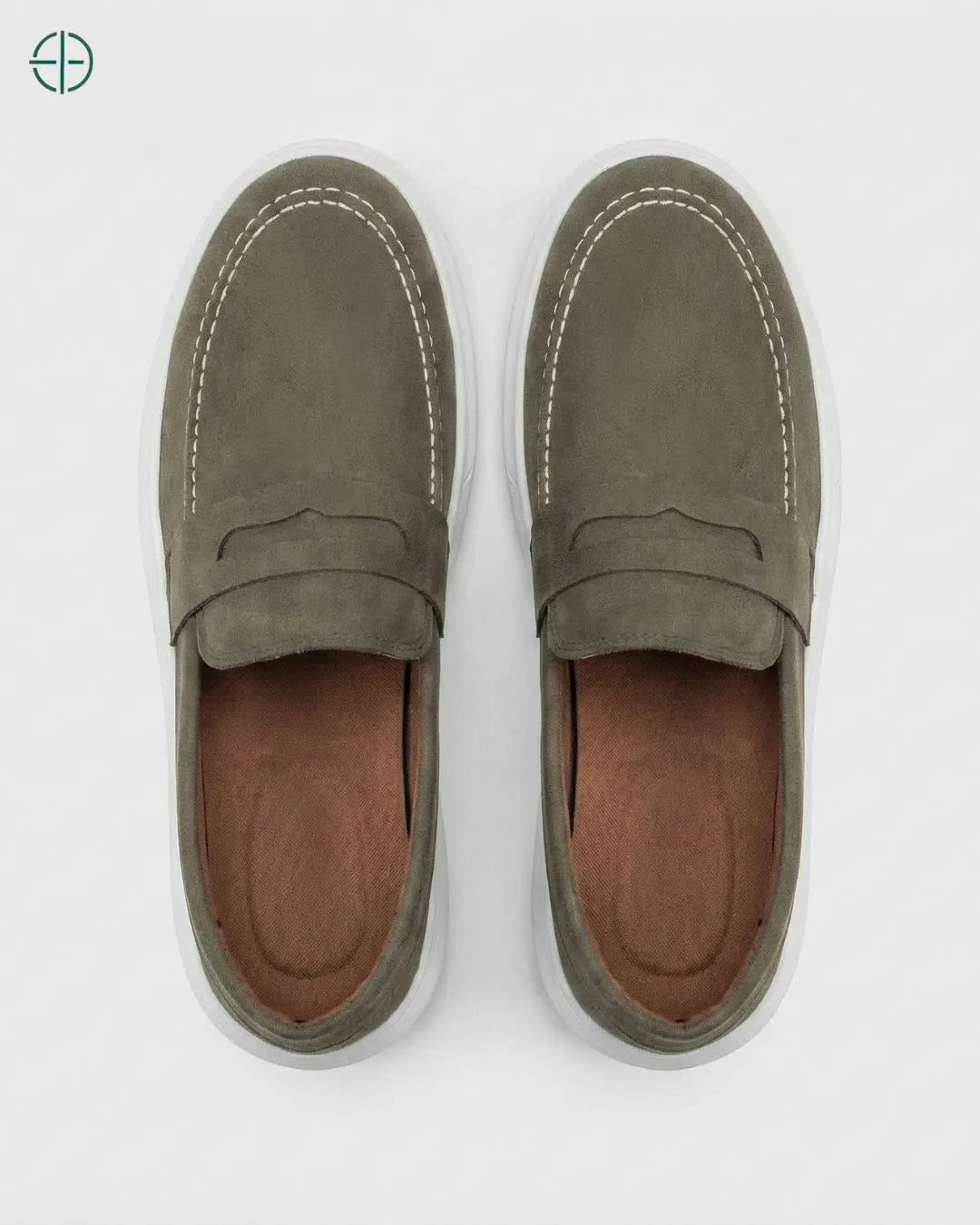 Mocassim Penny Loafer em Camurça
