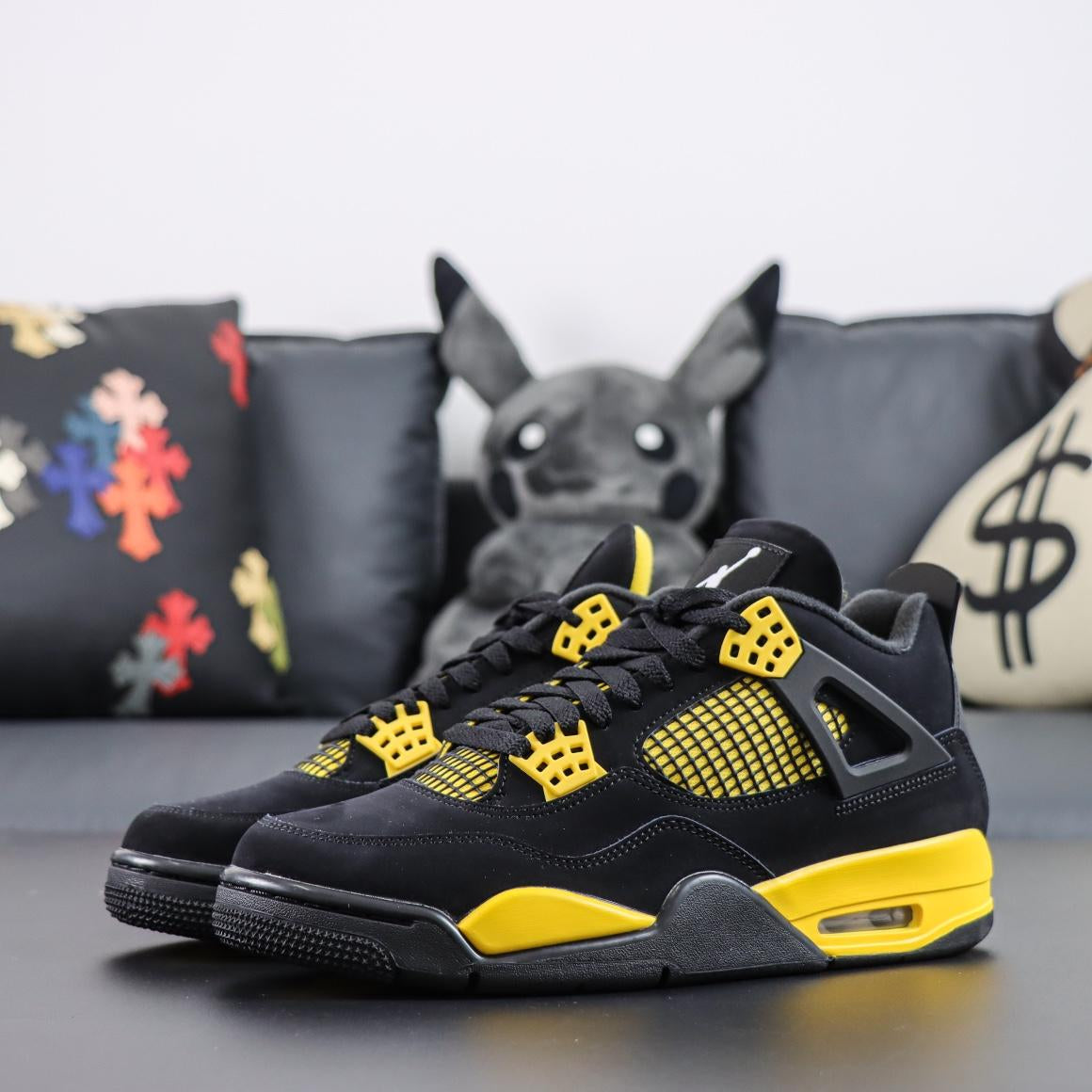 J4 Retro "Yellow Thunder"