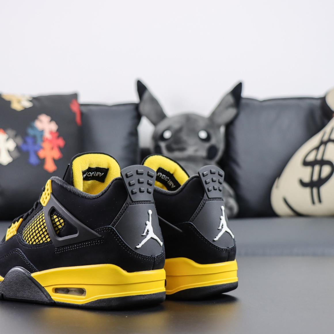 J4 Retro "Yellow Thunder"